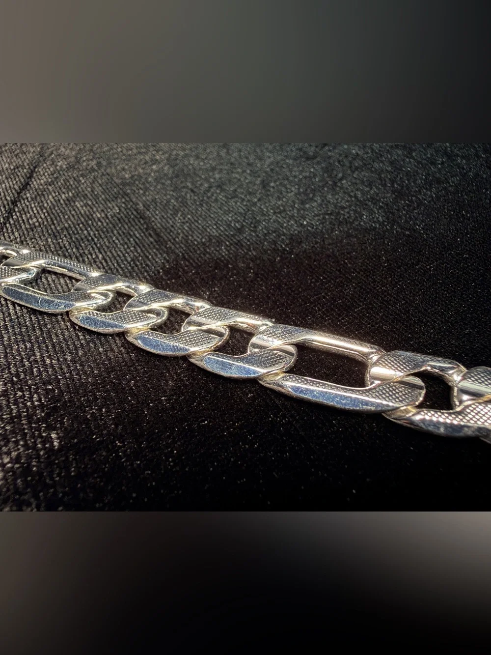 Figaro Diamond Cut 8in 12.5MM 925 Stamped Silver filled bracelet 30.6g